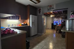 340 NW 117th St, Miami, FL 33168 - Photo 10