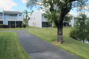 1517 Woodbridge Lakes Cir, West Palm Beach, FL 33406 - Photo 18