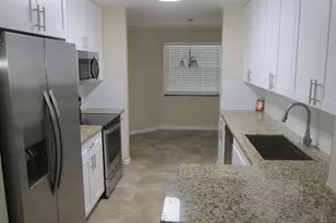 1517 Woodbridge Lakes Cir, West Palm Beach, FL 33406 - Photo 6