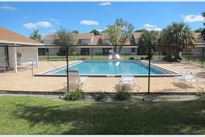 1517 Woodbridge Lakes Circle, West Palm Beach, FL 33406 - Photo 24