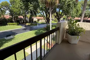 21785 Cypress Dr, Boca Raton, FL 33433 - Photo 4