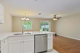 2205 SW Marshfield Ct, Port Saint Lucie, FL 34953 - Photo 18