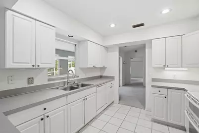 6512 Flora Way, Fort Pierce, FL 34951 - Photo 8