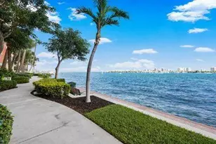 2640 Lake Shore Dr, Riviera Beach, FL 33404 - Photo 30