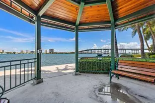 2640 Lake Shore Dr, Riviera Beach, FL 33404 - Photo 32