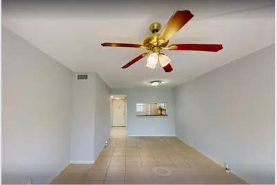 7142 Golf Colony Court #102, Lake Worth, FL 33467 - Photo 4