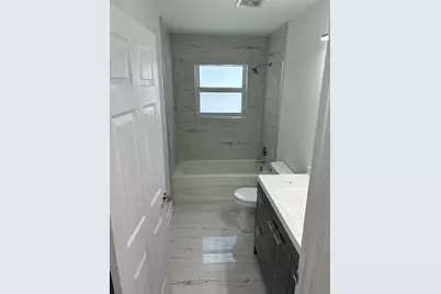 300 NW 17th Avenue, Pompano Beach, FL 33069 - Photo 26