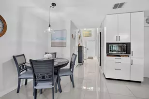 2260 Discovery Cir W, Deerfield Beach, FL 33442 - Photo 6