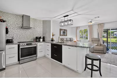 2260 Discovery Circle W, Deerfield Beach, FL 33442 - Photo 4