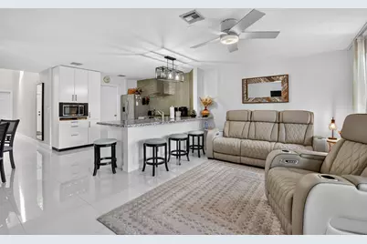 2260 Discovery Circle W, Deerfield Beach, FL 33442 - Photo 12