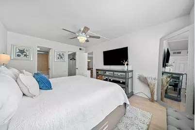 621 E Woolbright Road #B407, Boynton Beach, FL 33435 - Photo 16