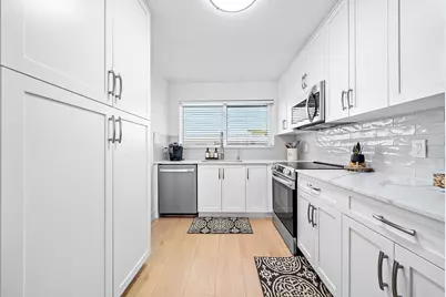 621 E Woolbright Road #B407, Boynton Beach, FL 33435 - Photo 4