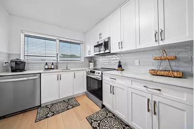 621 E Woolbright Road #B407, Boynton Beach, FL 33435 - Photo 6