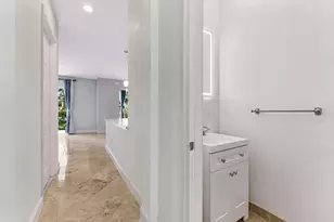 6884 Julia Gardens Dr, Coconut Creek, FL 33073 - Photo 8
