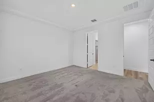 8666 Dahlia Cir, Port Saint Lucie, FL 34986 - Photo 12