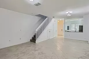 8833 S Isles Cir, Tamarac, FL 33321 - Photo 8