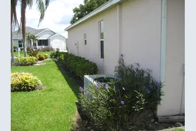 550 NW Portofino Lane, Port Saint Lucie, FL 34986 - Photo 6