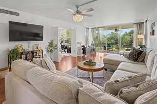 3930 Oaks Clubhouse Dr, Pompano Beach, FL 33069 - Photo 2