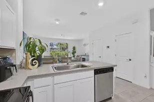 160 Bandol St, Riviera Beach, FL 33404 - Photo 18