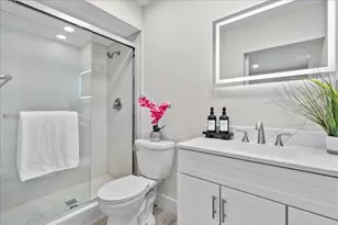 742 Nantucket Cir, Lake Worth, FL 33467 - Photo 10