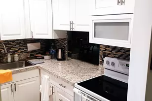 155 Lake Meryl Dr, West Palm Beach, FL 33411 - Photo 8