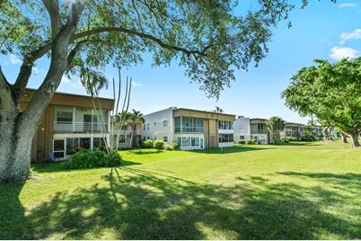21 Flanders A, Delray Beach, FL 33484 - Photo 20