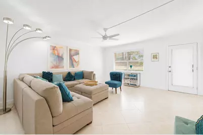 21 Flanders A, Delray Beach, FL 33484 - Photo 10