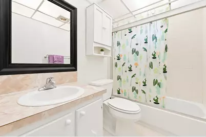 21 Flanders A, Delray Beach, FL 33484 - Photo 14