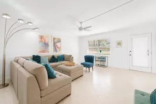 21 Flanders A, Delray Beach, FL 33484 - Photo 10
