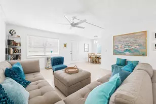 21 Flanders A, Delray Beach, FL 33484 - Photo 6