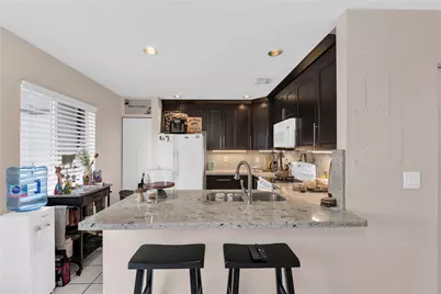 4777 SW 14th Street, Deerfield Beach, FL 33442 - Photo 4