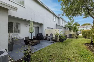 4777 SW 14th St, Deerfield Beach, FL 33442 - Photo 4