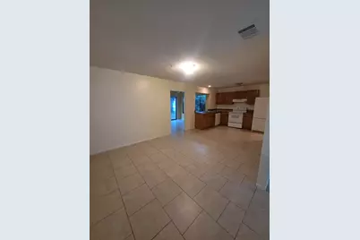 1917 SE Burgundy Lane, Port Saint Lucie, FL 34952 - Photo 2