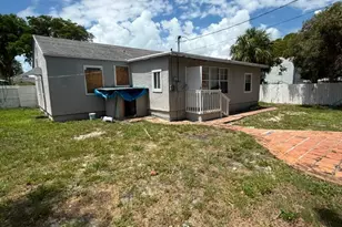 933 30th Ct, West Palm Beach, FL 33407 - Photo 20