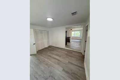 933 30th Court, West Palm Beach, FL 33407 - Photo 6
