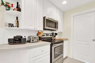 131 Radcliffe Ct, Jupiter, FL 33458 - Photo 12