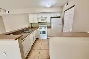 181 SW Palm Dr, Port Saint Lucie, FL 34986 - Photo 2