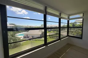 3710 Whitehall Dr, West Palm Beach, FL 33401 - Photo 1