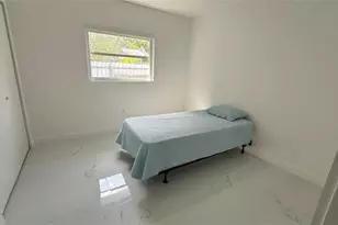 1101 NW 26th St, Miami, FL 33127 - Photo 10
