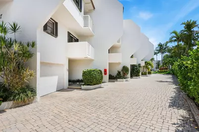 1222 Hillsboro Mile #15, Hillsboro Beach, FL 33062 - Photo 2
