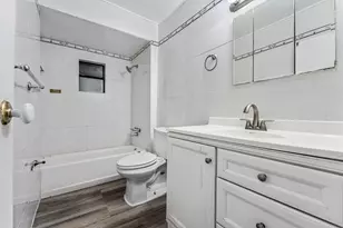 2030 NW 43rd St, Miami, FL 33142 - Photo 20