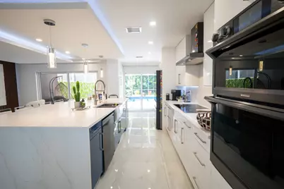 10438 Buena Ventura Drive, Boca Raton, FL 33498 - Photo 12