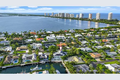 1121 Fairview Lane, Singer Island, FL 33404 - Photo 4
