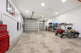 1121 Fairview Ln, Singer Island, FL 33404 - Photo 2