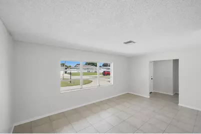 415 Willows Avenue, Port Saint Lucie, FL 34952 - Photo 10