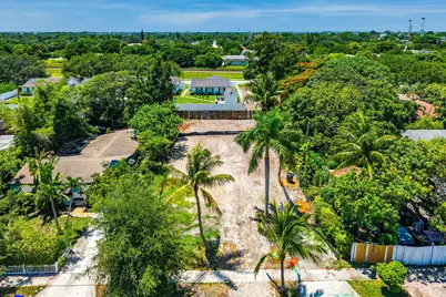 814 SE 2nd Avenue, Delray Beach, FL 33483 - Photo 2
