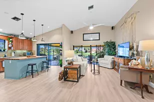 108 Executive Cir, Boynton Beach, FL 33436 - Photo 10