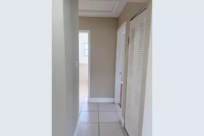 7302 Westwood Drive, Tamarac, FL 33321 - Photo 8