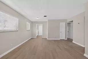 3201 NE 7th Ave, Pompano Beach, FL 33064 - Photo 6