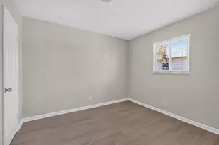 3201 NE 7th Ave, Pompano Beach, FL 33064 - Photo 12